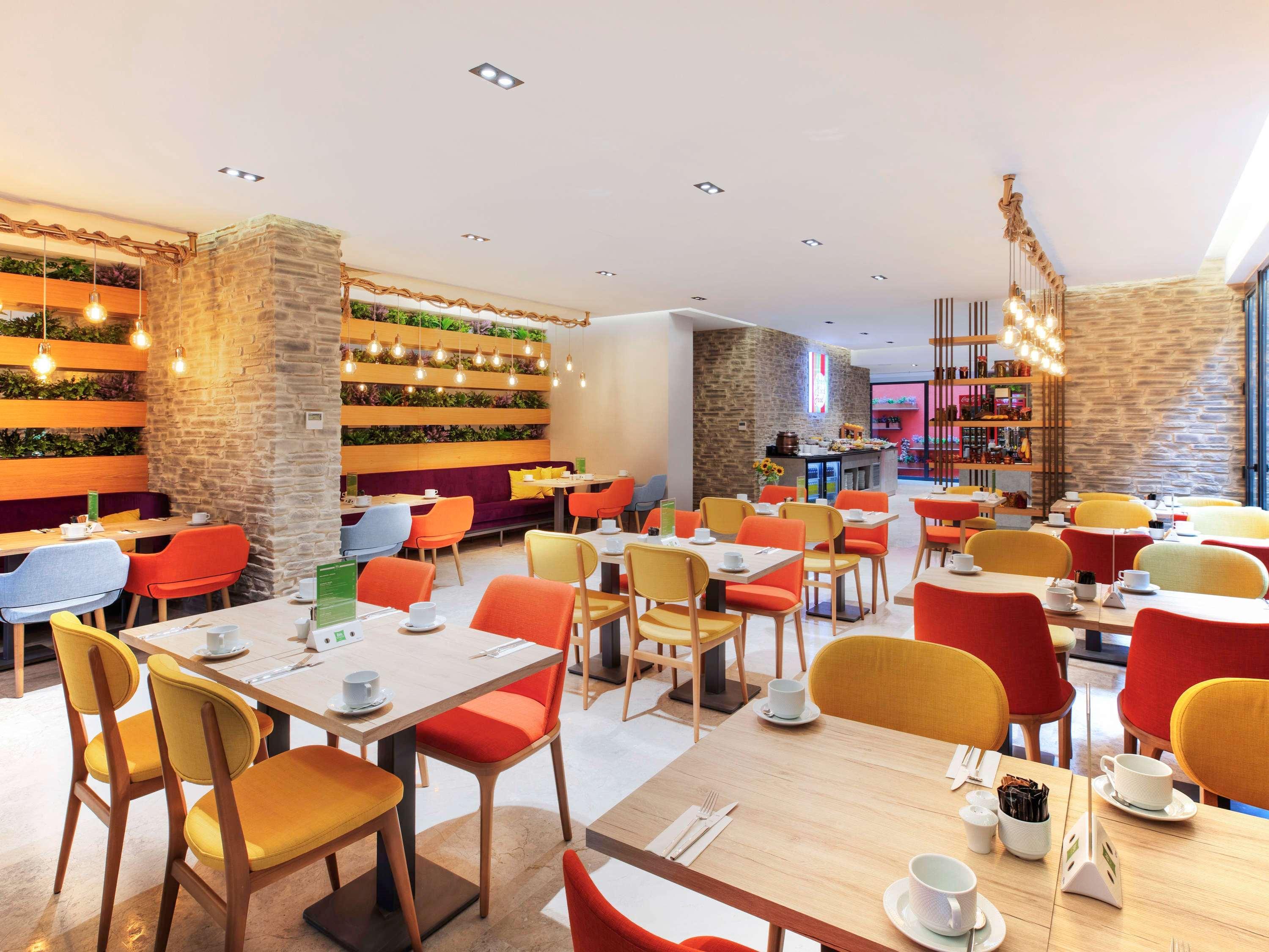 Ibis Styles Istanbul Atasehir Hotel Bagian luar foto