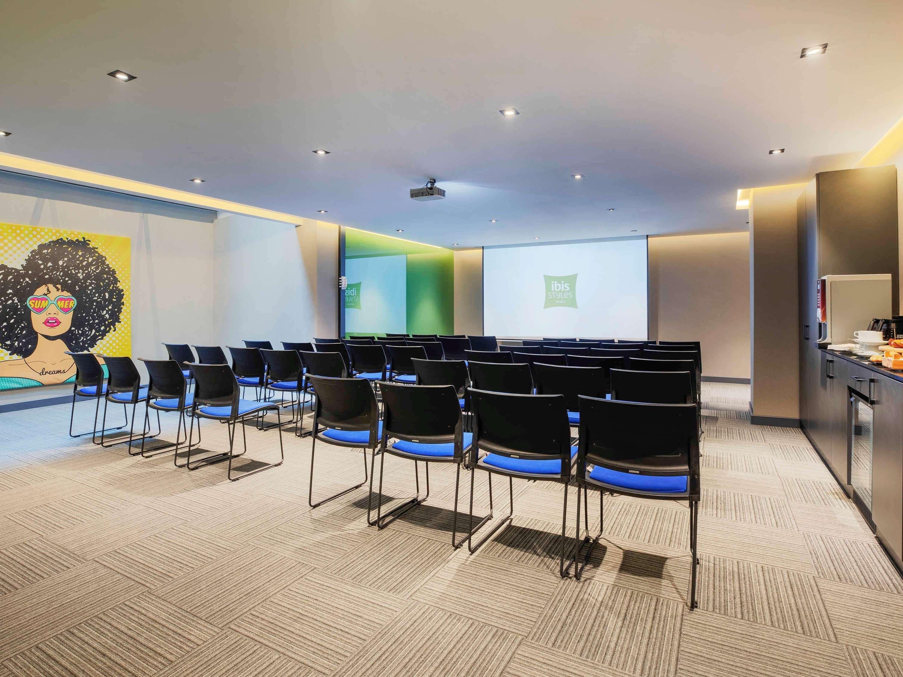 Ibis Styles Istanbul Atasehir Hotel Bagian luar foto