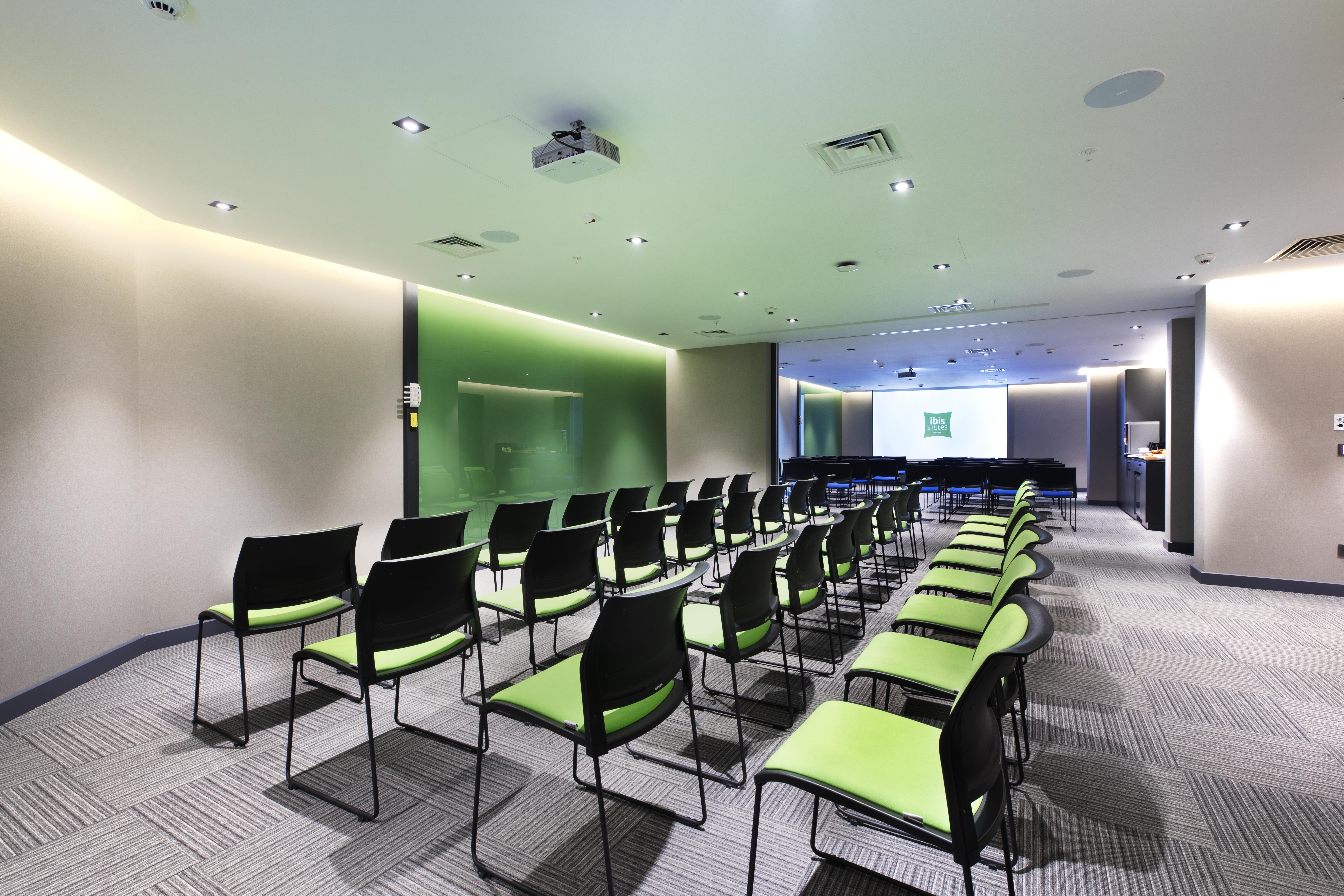Ibis Styles Istanbul Atasehir Hotel Bagian luar foto